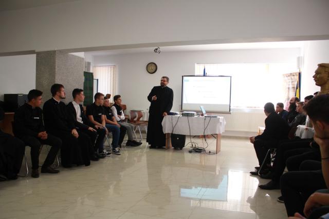 Program de mentorat pentru elevii de la Seminarul Teologic Dorohoi