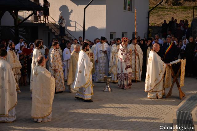 „Omul se leapădă de sine atunci când așează Sfânta Scriptura drept călăuză”