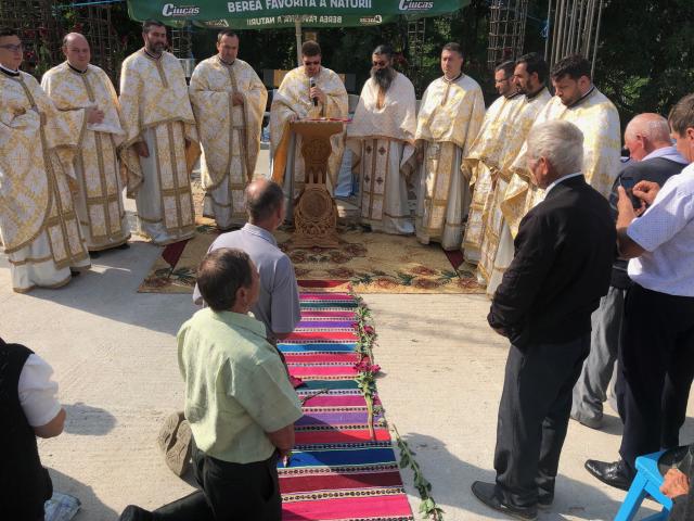 Sfințire de troiță în Parohia Slobozia Bacău II