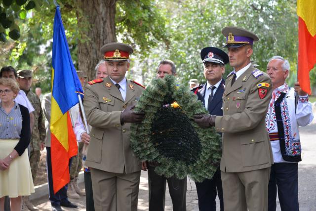 IPS Teofan a binecuvântat o troiță ridicată în memoria eroilor militari români