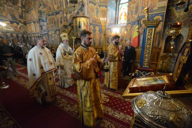 Doi arhierei ai Bisericii Cretei și Antiohiei au slujit în cetatea Iașilor