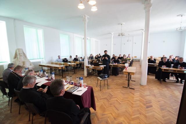 Trei noi doctori în Teologie, apreciaţi de membrii comisiei la Iaşi