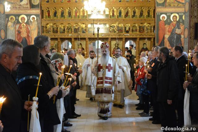 Paraclisul Parohiei „Sfântul Antonie” din Iași a primit veșmântul sfințirii