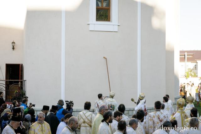 Binecuvântare pentru ieșeni: Biserica „Sfântul Apostol Toma” a fost sfințită