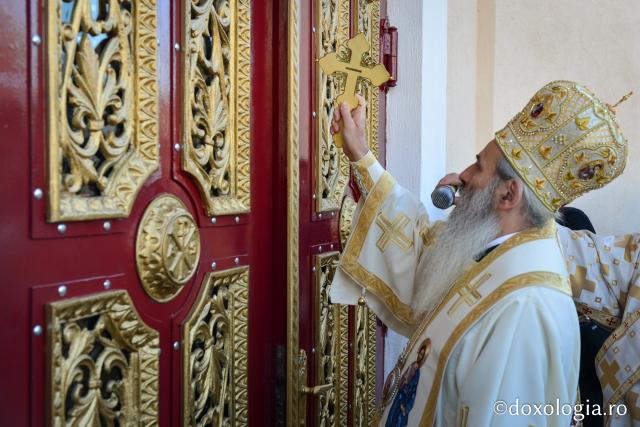 Binecuvântare pentru ieșeni: Biserica „Sfântul Apostol Toma” a fost sfințită