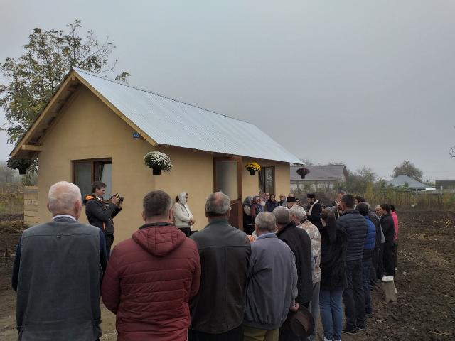 Casă pentru doi bătrâni necăjiţi din Belcești
