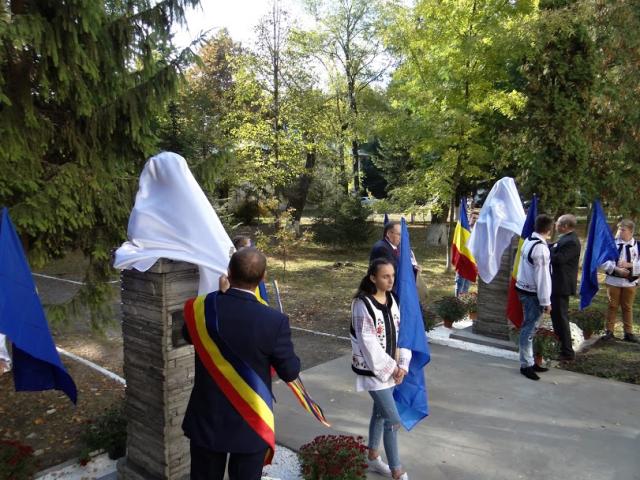 Liceul „Alexandru Vlahuţă” - Şendriceni, judeţul Botoşani, a aniversat centenarul