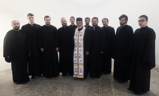 Corul „Theologos” în pelerinaj prin ținuturile Neamțului