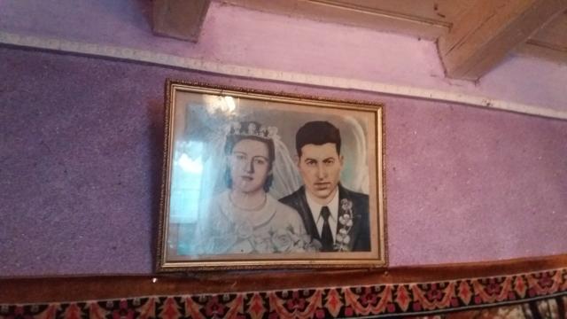 Acasă la moșii Ion și Viorica Talpău din Vorovești