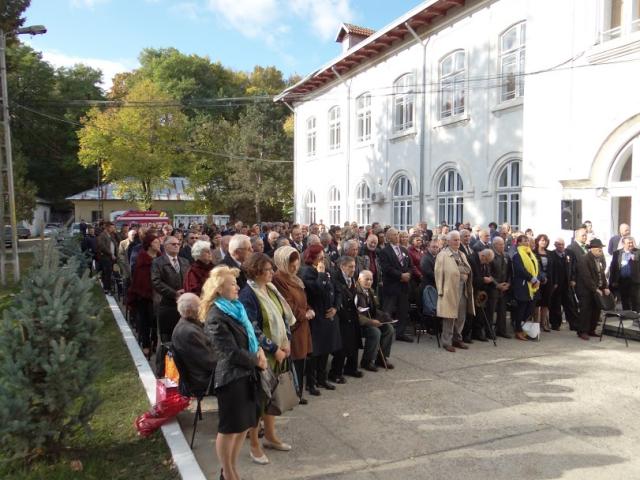 Liceul „Alexandru Vlahuţă” - Şendriceni, judeţul Botoşani, a aniversat centenarul
