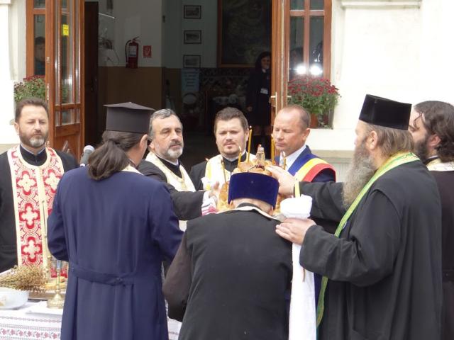 Liceul „Alexandru Vlahuţă” - Şendriceni, judeţul Botoşani, a aniversat centenarul