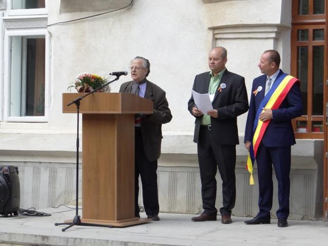 Liceul „Alexandru Vlahuţă” - Şendriceni, judeţul Botoşani, a aniversat centenarul