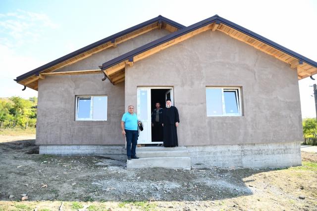 Casa celor zece copii din satul Ion Neculce, aproape de finalizare