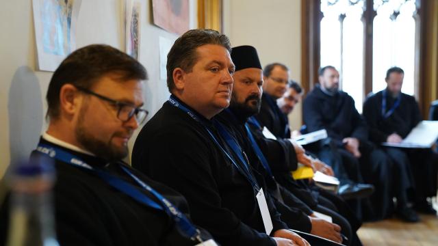 Cursuri preoțești la Miclăușeni – PS Damaschin Dorneanul și pr. Radu Preda, alături de clericii participanți