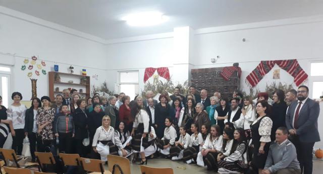 Simpozionul „Veșnicia s-a născut la sat”, la Fălciu