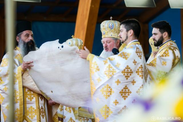 Canonizarea Sfântului Dionisie a fost proclamată la București în ziua Sfântului Dimitrie cel Nou