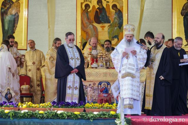 Au construit biserici în România comunistă și au primit „Crucea Moldavă” de ziua Sfintei Parascheva