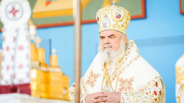 „Credința și smerenia aduc tămăduirea de boală și învierea din morți” – Părintele Patriarh Daniel, la Sărbătoarea Sfântului Cuvios Dimitrie cel Nou