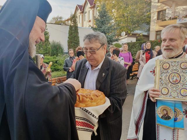 PS Emilian Crişanul, la hramul Bisericii „Sfânta Parascheva” - Păcurari din Iaşi