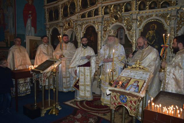 PS Calinic Botoşăneanul a sfinţit așezământul social din Parohia Lişna
