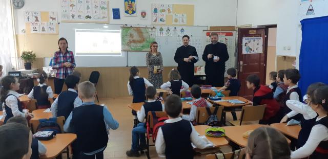 Viața Sfântului Stelian, prezentată elevilor Școlii Gimnaziale „Daniela Cuciuc” din Piatra Neamț