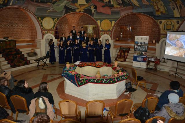 Cântări tradiționale românești la Muzeul Mitropolitan din Iași