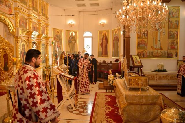 Paraclisul Catedralei Naționale: Racla cu moaștele Sfântului Ioan Gură de Aur a fost așezată spre închinare