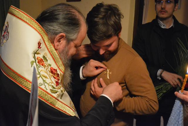 Casa familiei Olaru, ridicată de voluntarii ASCOR Iași, a fost binecuvântată