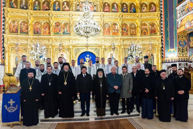 Concert susținut la Arad de Grupul psaltic „Chivotul” al Catedralei Mitropolitane din Iași