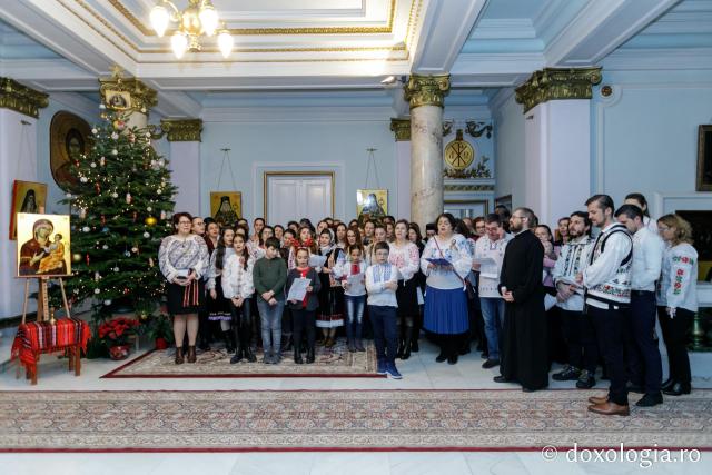 Colectivul Spitalului Providența – Colindători la Reședința Mitropolitană 2019