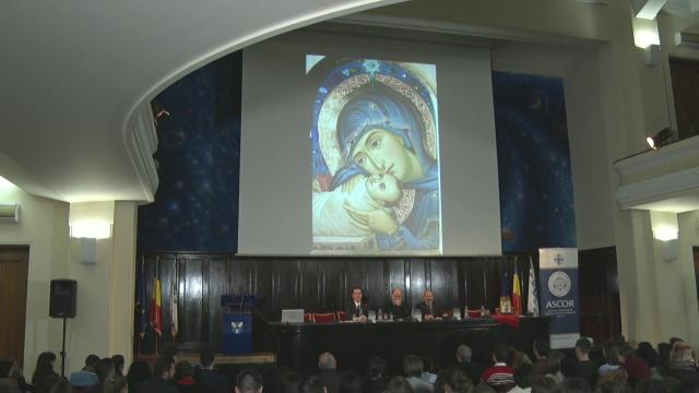 (Video) Crăciunul – de la Taina Nașterii Domnului la cumpărăturile frenetice și darurile ostentative