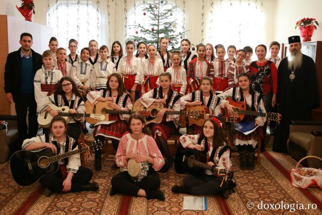 Școlile Dochia și Bodești – Colindători 2019