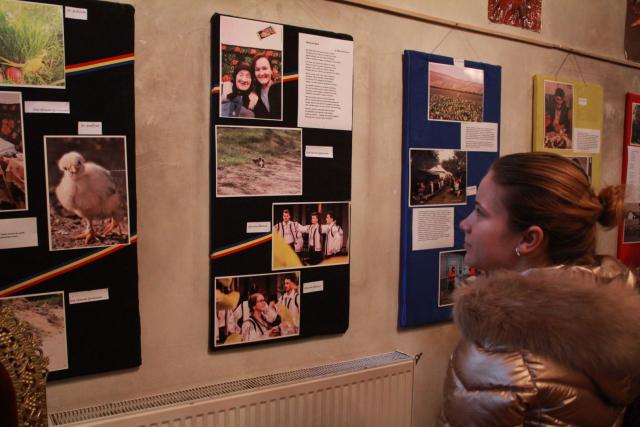 Expoziție fotografică „Satul românesc văzut prin obiectiv”, la Seminarul Teologic din Dorohoi