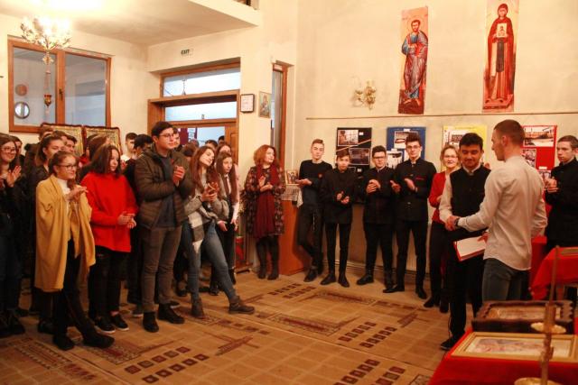 Expoziție fotografică „Satul românesc văzut prin obiectiv”, la Seminarul Teologic din Dorohoi