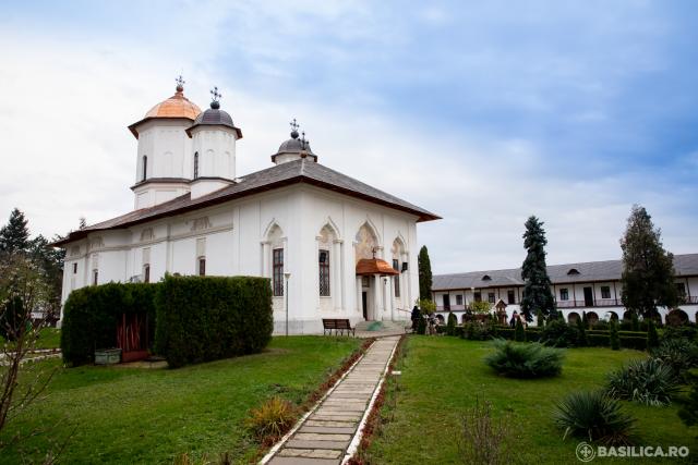 PS Timotei l-a instalat pe noul stareț de la Cernica