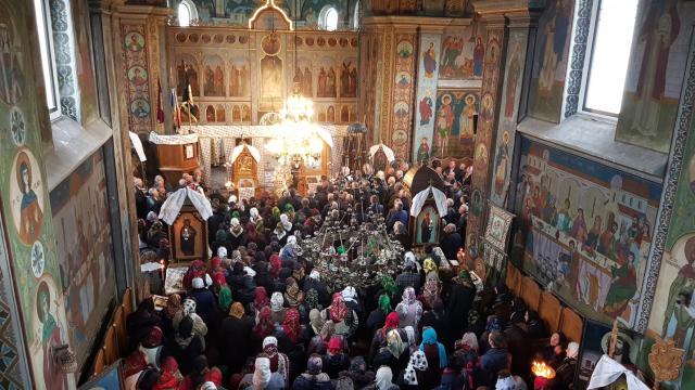 Momente aniversare la Parohia „Pogorârea Sfântului Duh” din Vicovu de Jos