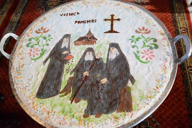 Parastas pentru părinții Mănăstirii Sihăstria – PS Ignatie: „Ei au înduhovnicit țara noastră, au umplut-o de lumină!”