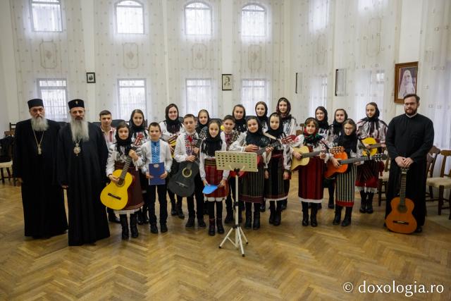 Parohia Joldești – Colindători la Reședința Mitropolitană 2019