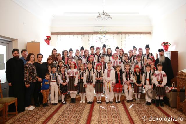 Școala Gimnazială nr. 8, Piatra Neamț – Colindători 2019
