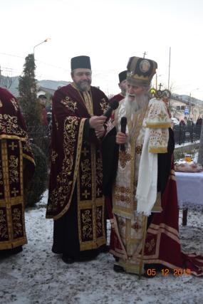 Două slujiri arhierești și manifestări culturale deosebite, la hramul Bisericii „Sfântul Ierarh Nicolae” din Câmpulung Moldovenesc