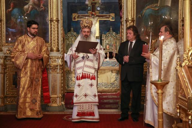 Slujbe de pomenire și procesiune la Monumentul „Crucea Eroilor Neamului”, la Iași