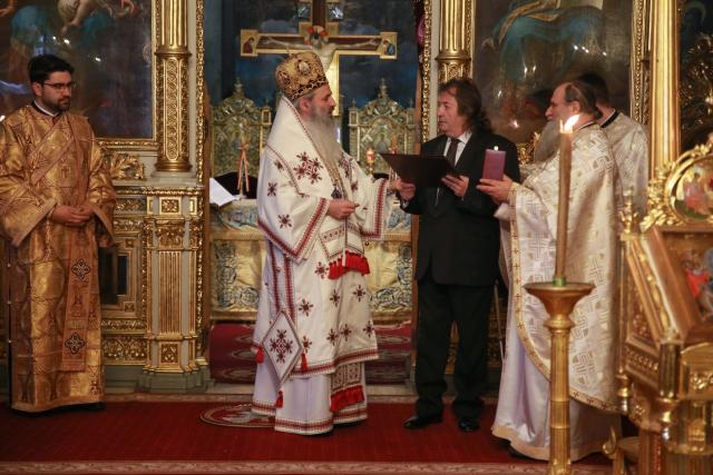 Slujbe de pomenire și procesiune la Monumentul „Crucea Eroilor Neamului”, la Iași