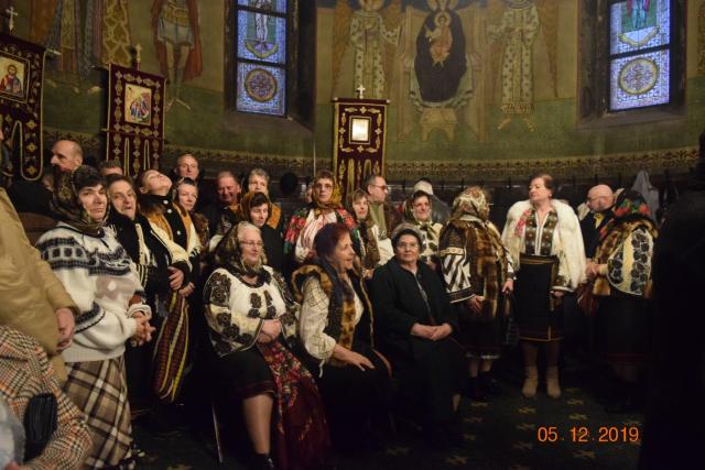 Două slujiri arhierești și manifestări culturale deosebite, la hramul Bisericii „Sfântul Ierarh Nicolae” din Câmpulung Moldovenesc