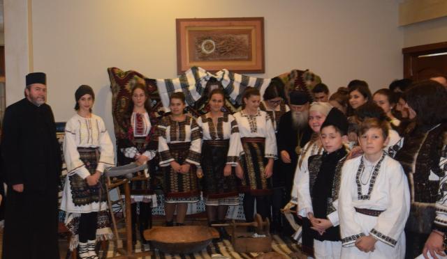 Două slujiri arhierești și manifestări culturale deosebite, la hramul Bisericii „Sfântul Ierarh Nicolae” din Câmpulung Moldovenesc