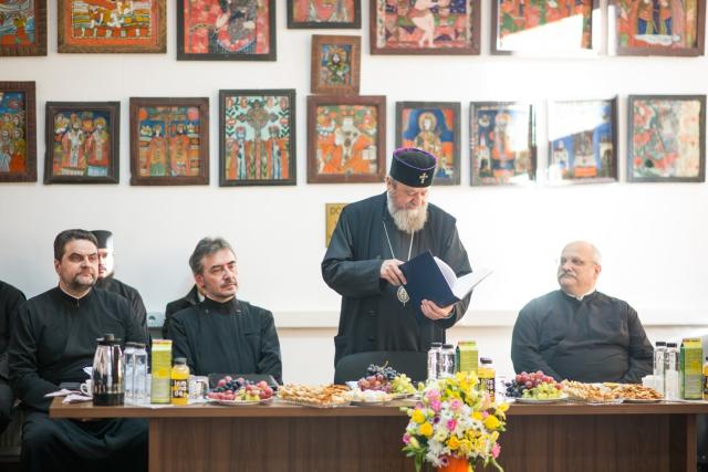 PS Părinte Damaschin Dorneanul și-a susținut teza de doctorat: 692 de pagini și 3342 note bibliografice