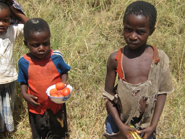 Monahia Irina: „Ceea ce pentru mine, ca român, e puțin sau nesemnificativ din punct de vedere material, în Tanzania este vital”