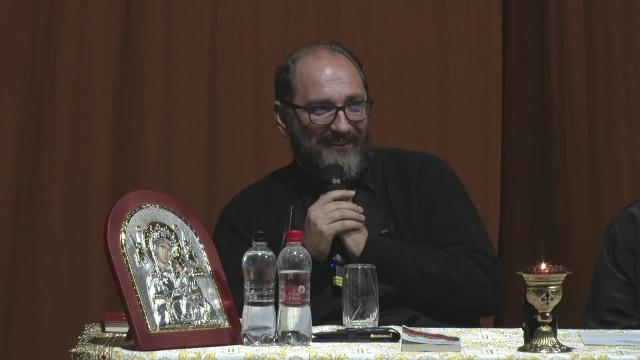 ((Video) Maica Domnului și intrarea Bisericii în lume – Părintele Constantin Necula | Partea a doua
