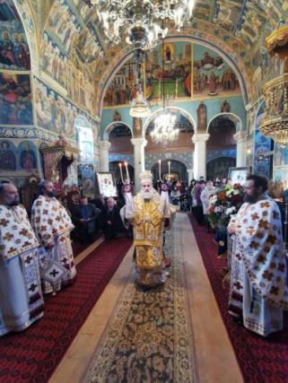 IPS Ioachim a slujit la Mănăstirea Varatic