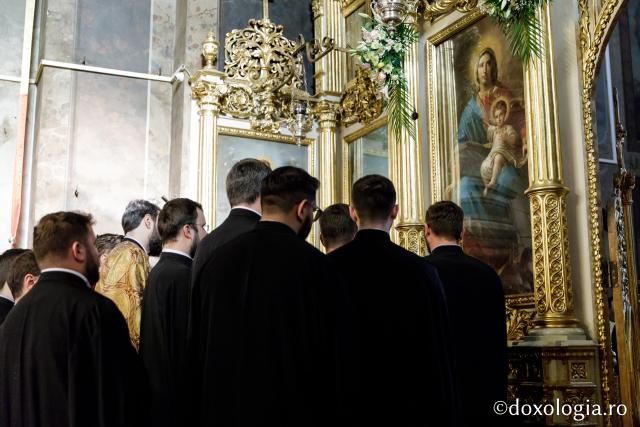 Sfântul Ierarh Iosif cel Milostiv, sărbătorit la Catedrala din Iași: „Avea o sensibilitate sfâșietoare pentru durerea celorlalți”