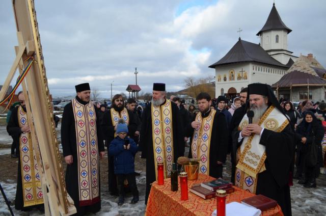 Liturghie arhierească în Parohia Draxeni, Protopopiatul Vaslui